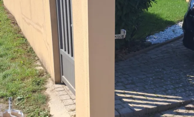 Pilier et muret extérieur , Villars-les-Dombes, GDMpeinture