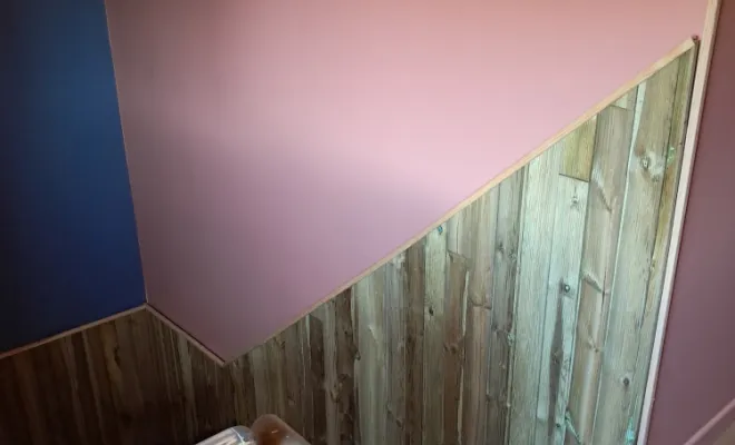 Protection murale dans une cage d'escalier , Villars-les-Dombes, GDMpeinture